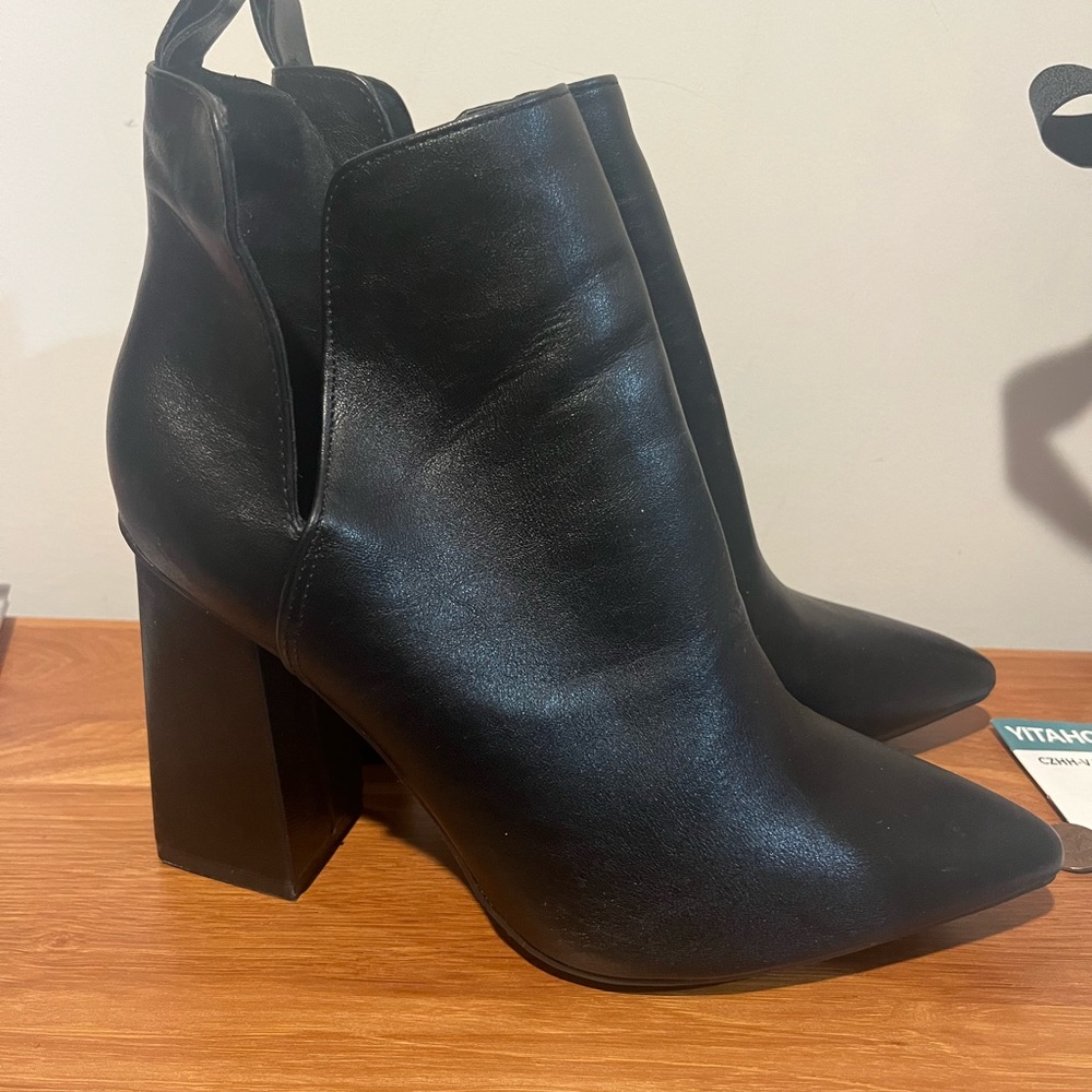 ***Brand New*** Boutique Black Booties | Size 9